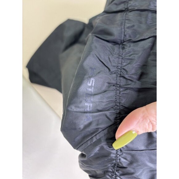 Under Armour Women Small Storm Illyde Water Resist Loose Black Jogger Pant  EUC - Picture 4 of 7